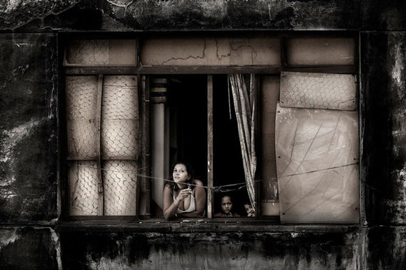 Julio Bittencourt - In a Window of Prestes Maia - zdjęcie 4